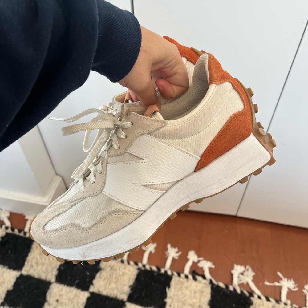 New balance 327 - size 8.5